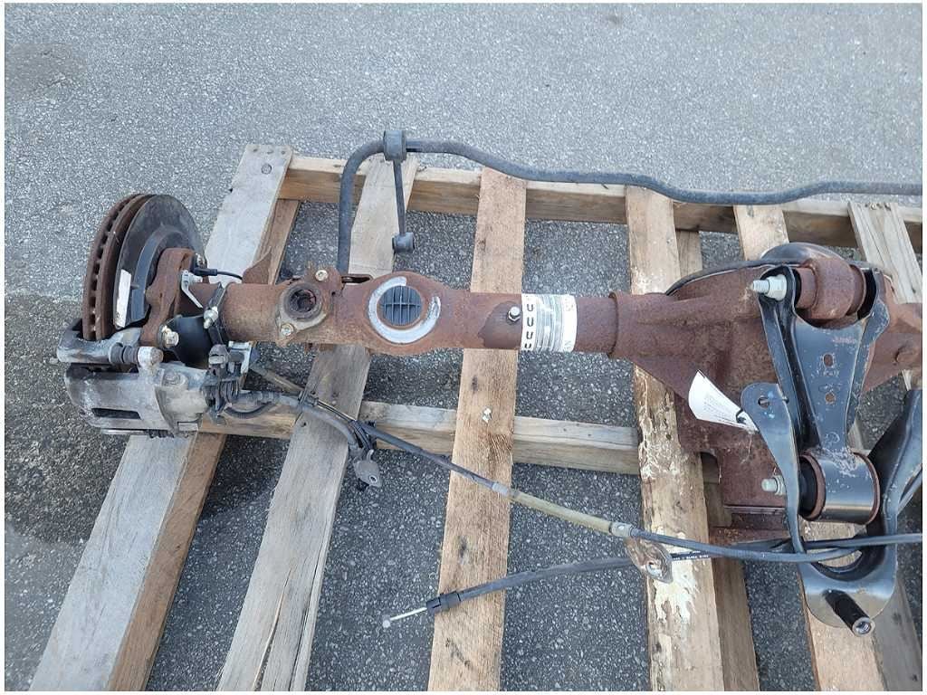 2005 - 2010 Ford Mustang GT 3.31 Rear Axle 8.8" Ring Gear Differential 2759 - The Parts Farm