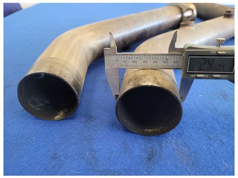 2005 - 2010 Ford Mustang GT 4.6L Aftermarket H Pipe Exhaust Clamp 2585 - The Parts Farm