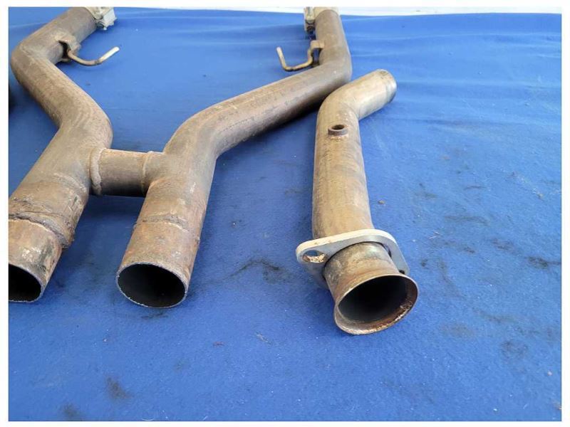 2005 - 2010 Ford Mustang GT 4.6L Aftermarket H Pipe Exhaust Clamp 2585 - The Parts Farm