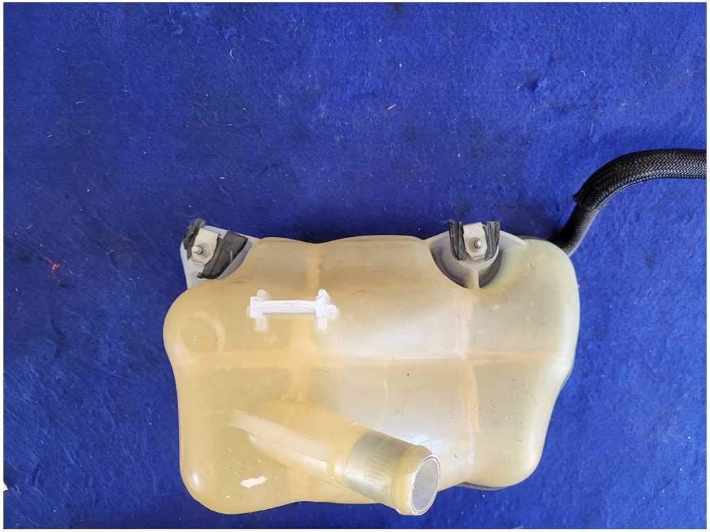 2005 - 2010 Ford Mustang GT S197 Coolant Reservoir Overflow Bottle 2759 - The Parts Farm