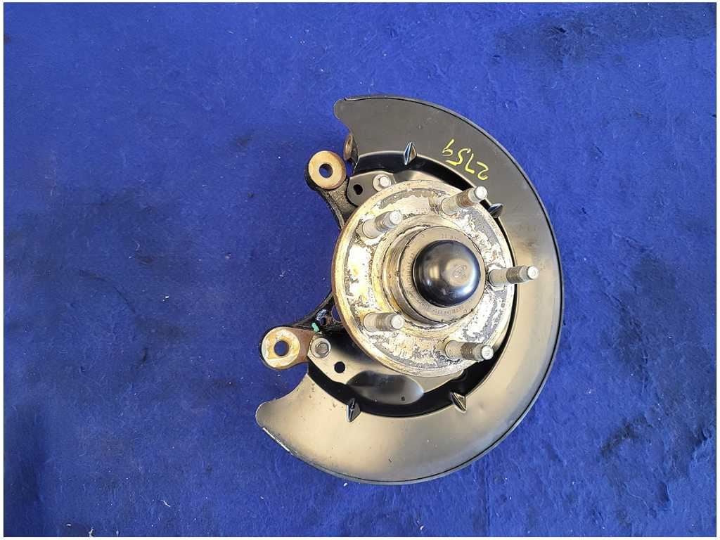 2005 - 2010 Ford Mustang GT S197 Passenger Front Spindle Knuckle Hub 2759 - The Parts Farm
