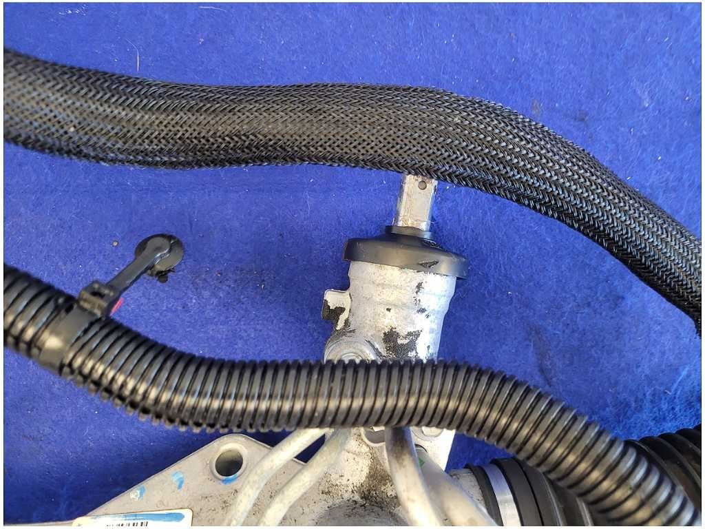 2005 - 2010 Ford Mustang GT Steering Gear Rack Power Pinion Front 2759 - The Parts Farm