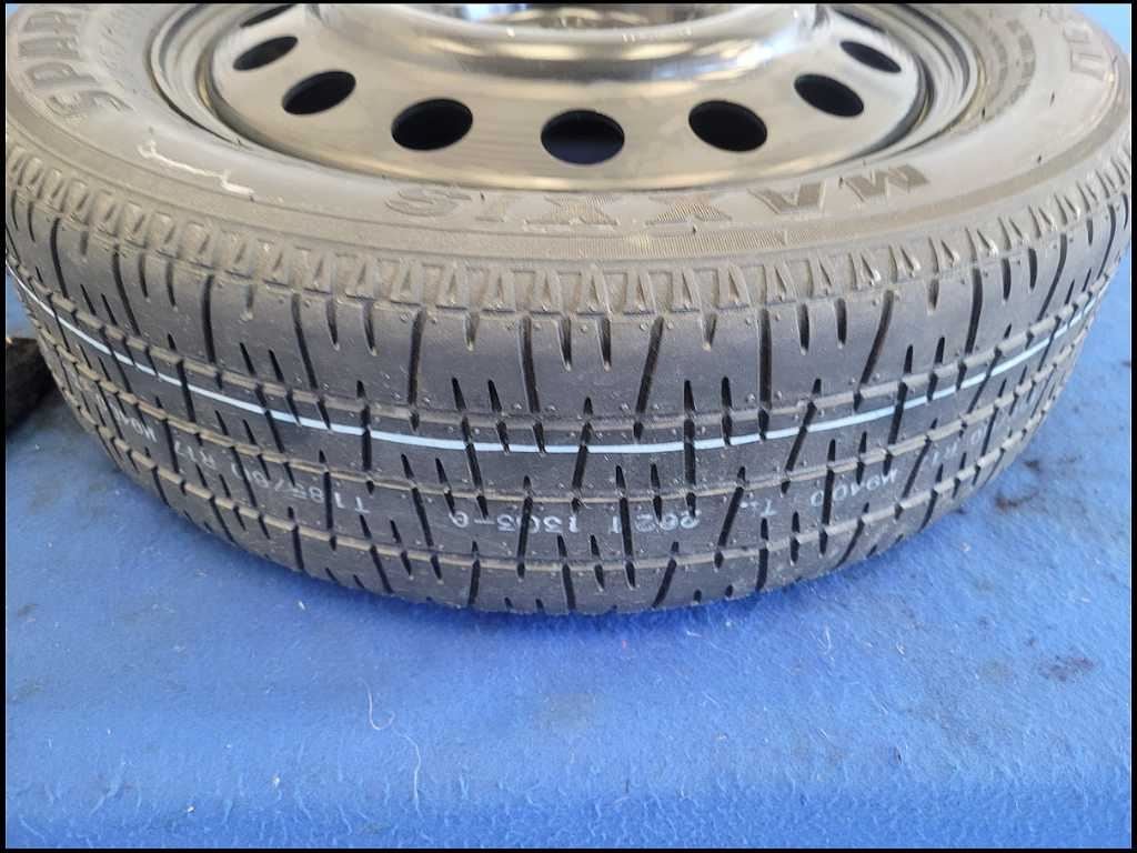 2005 - 2011 Ford Mustang GT Wheel 17x5 Compact Spare Tire Lug Wrench Scissor - The Parts Farm