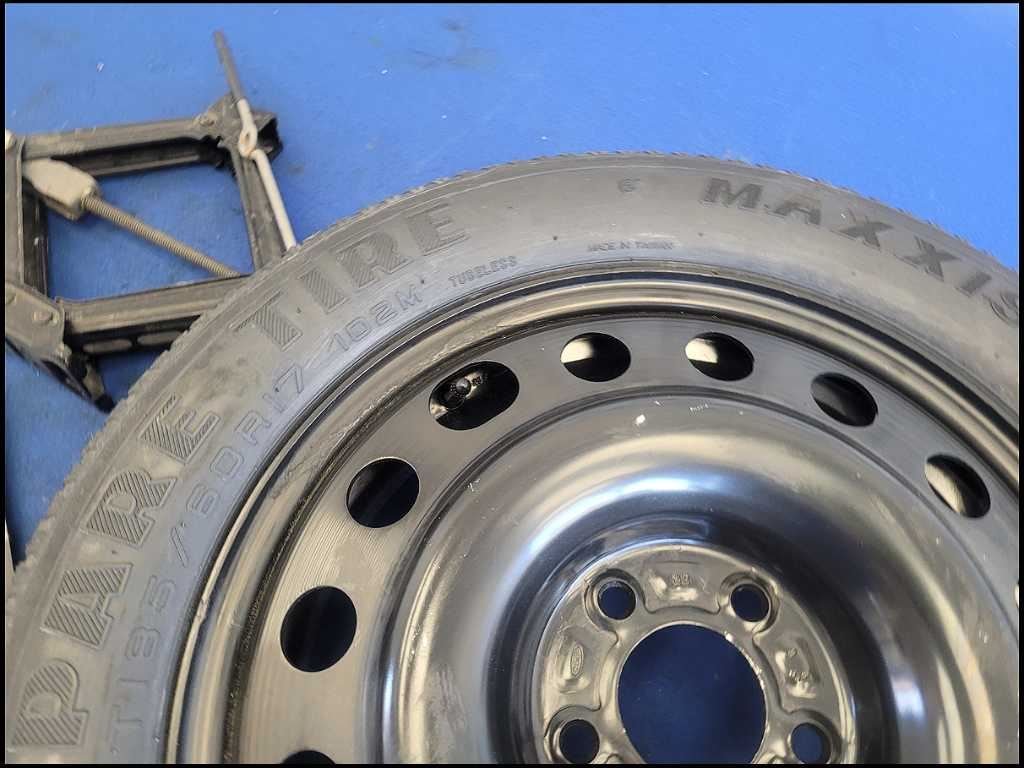 2005 - 2011 Ford Mustang GT Wheel 17x5 Compact Spare Tire Lug Wrench Scissor - The Parts Farm