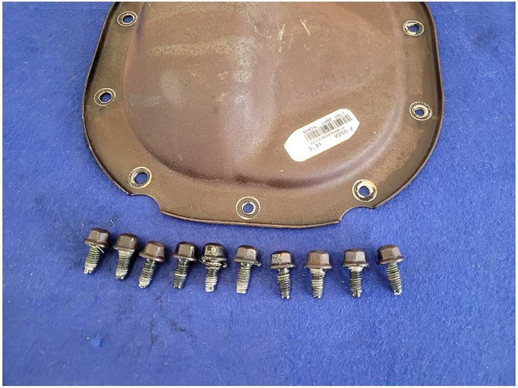 2005 - 2014 Ford Mustang GT GT500 Differential Cover Rear Axle 8.8" 2808 - The Parts Farm