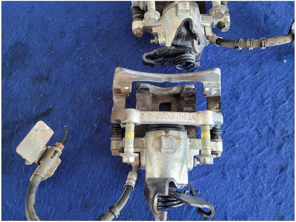 2005-2014 Ford Mustang GT S197 Pair Rear Brake Calipers Back 2890 - The Parts Farm