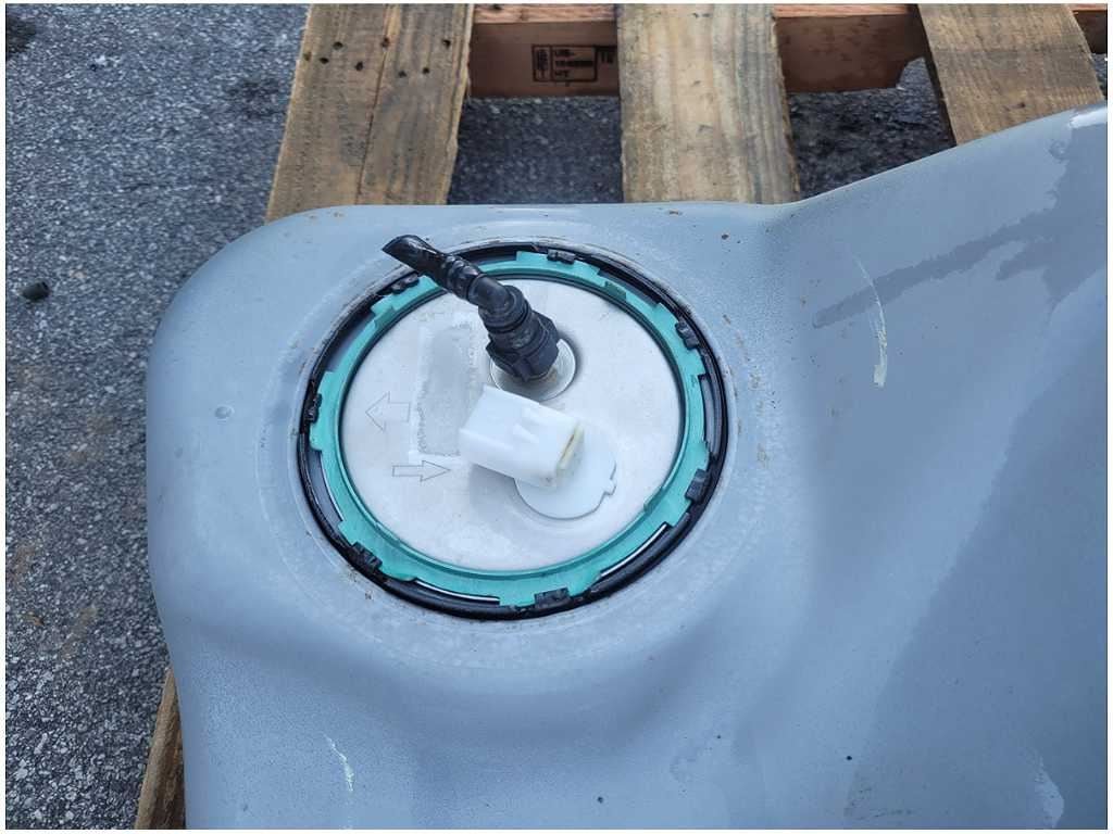 2007 - 2009 Ford Mustang GT500 Fuel Tank Pump Saddle Bag 2808 - The Parts Farm