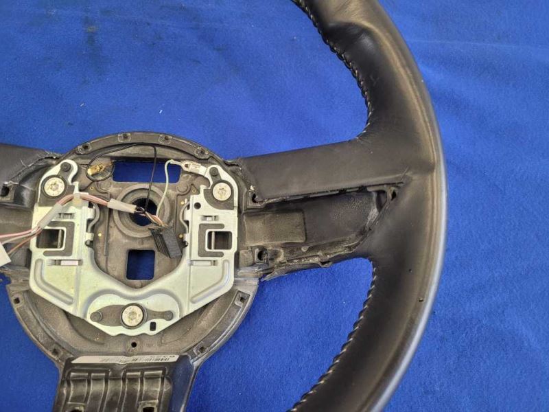 2010 - 2011 Chevrolet Camaro SS Manual M/T Transmission Steering Wheel C124 - The Parts Farm