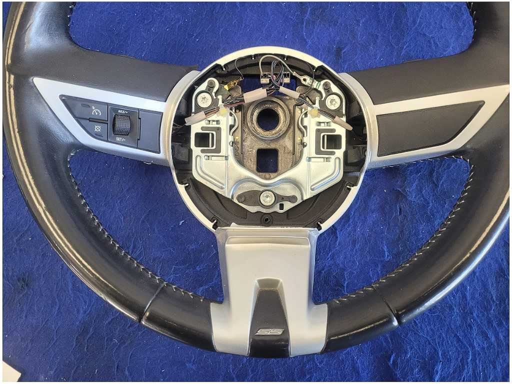 2010 - 2011 Chevrolet Camaro SS Steering Wheel Automatic Transmission A/T 2820 - The Parts Farm