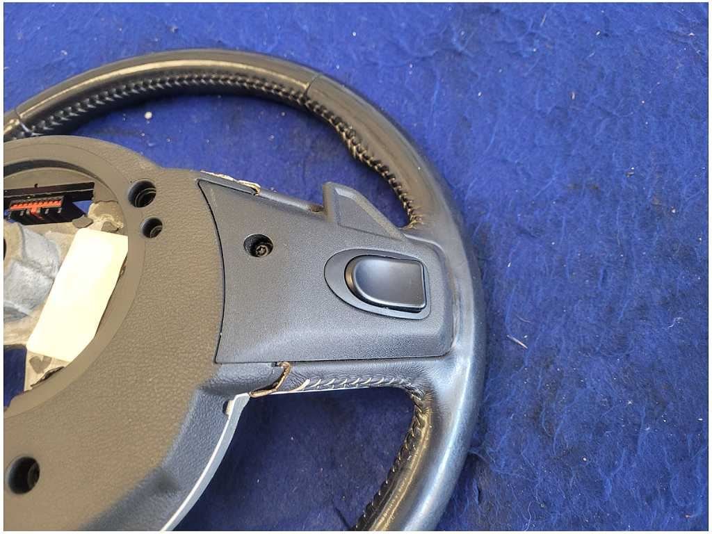 2010 - 2011 Chevrolet Camaro SS Steering Wheel Automatic Transmission A/T 2820 - The Parts Farm