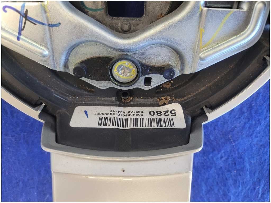 2010 - 2011 Chevrolet Camaro SS Steering Wheel Driver Front Manual Trans 2764 - The Parts Farm