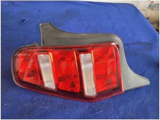 2010 - 2012 Ford Mustang GT Boss 302 Driver Rear Taillight Brake Light Lamp 2830 - The Parts Farm