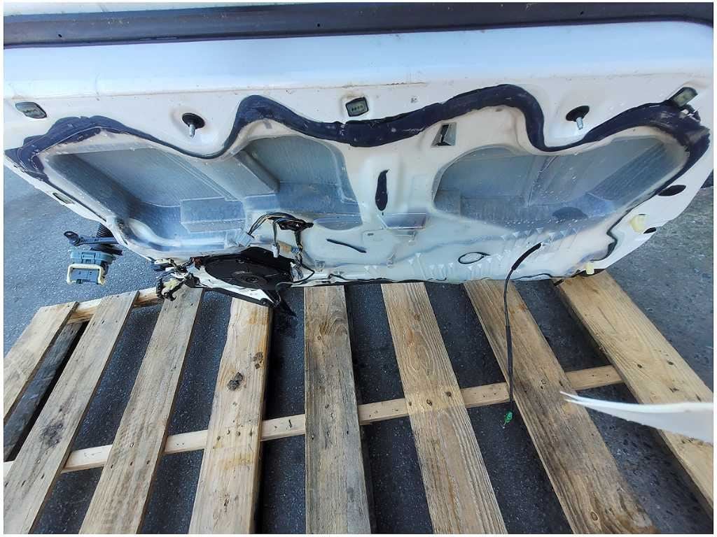 2010 - 2012 Ford Mustang GT Convertible Driver Left Front Door Shell Paint HP 2807 - The Parts Farm