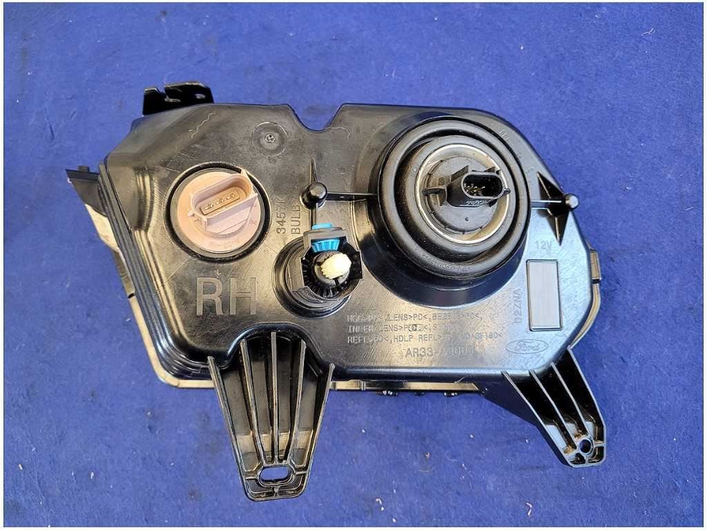 2010 - 2012 Ford Mustang GT S197 Passenger Front Headlight Lamp Light 2773 - The Parts Farm