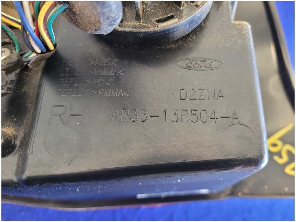 2010 - 2012 Ford Mustang GT S197 Passenger Rear Taillight Brake Lamp Light 2759 - The Parts Farm