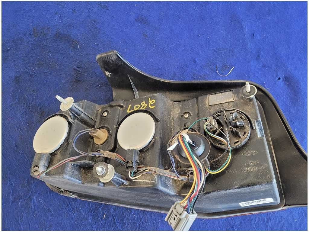 2010 - 2012 Ford Mustang GT S197 Passenger Rear Taillight Lamp Light Brake 2807 - The Parts Farm