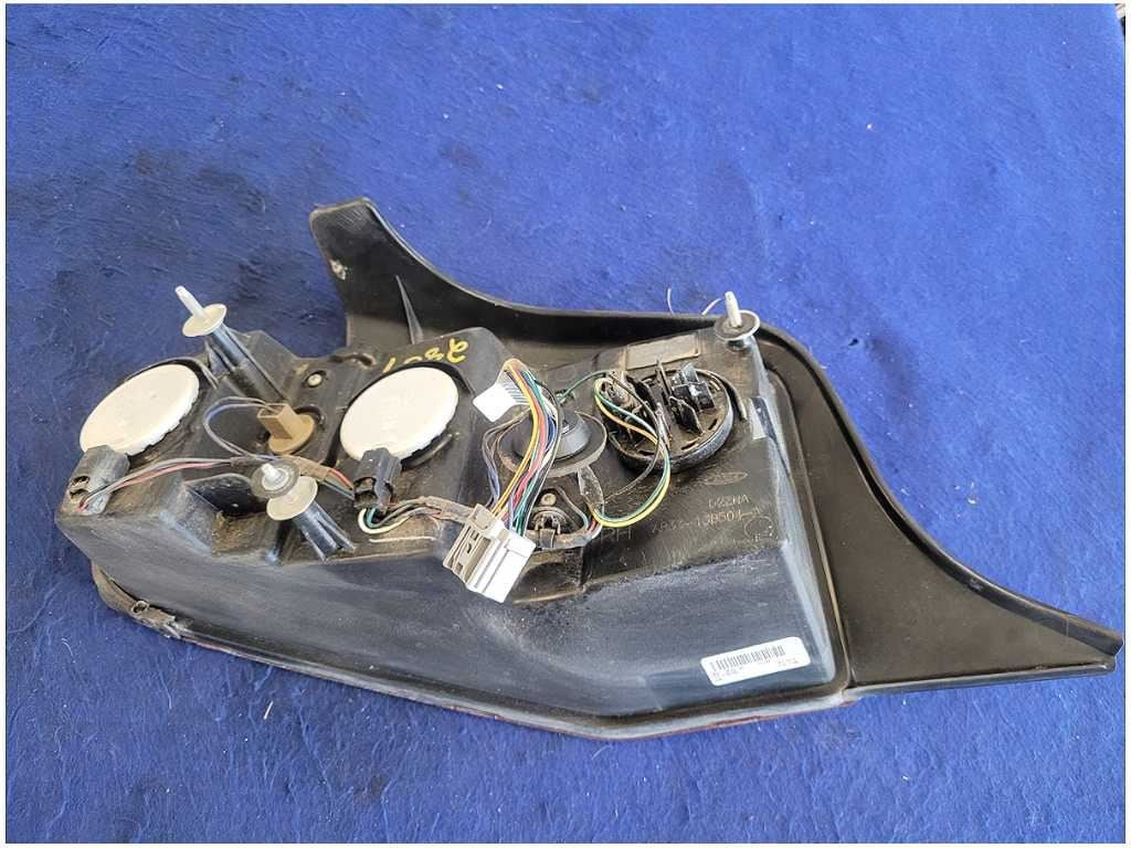 2010 - 2012 Ford Mustang GT S197 Passenger Rear Taillight Lamp Light Brake 2807 - The Parts Farm