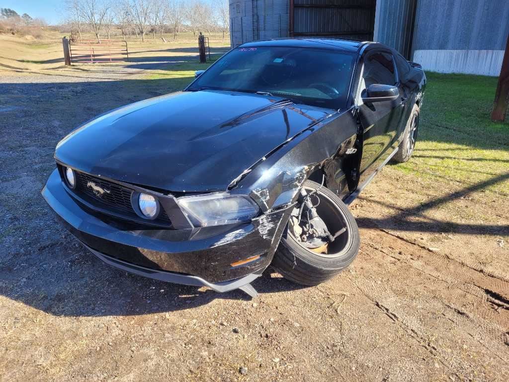 2010 - 2012 Ford Mustang GT Trunk Deck Lid Back Coupe Spoiler Emblem Paint UA 2670 - The Parts Farm