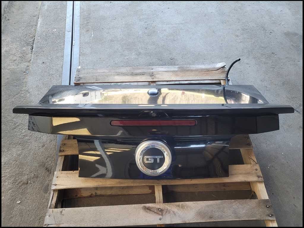 2010 - 2012 Ford Mustang GT Trunk Deck Lid Back Coupe Spoiler Emblem Paint UA 2670 - The Parts Farm