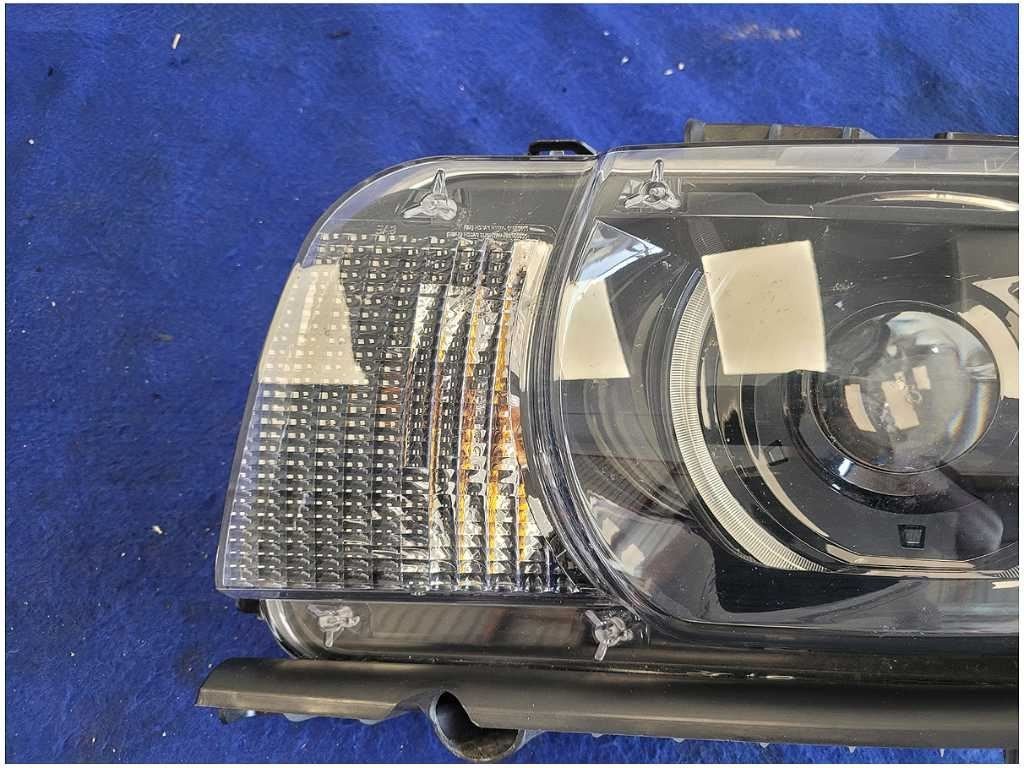 2010 - 2013 Chevrolet Camaro SS Driver Left Headlight Halogen HID Light Lamp 2865 - The Parts Farm