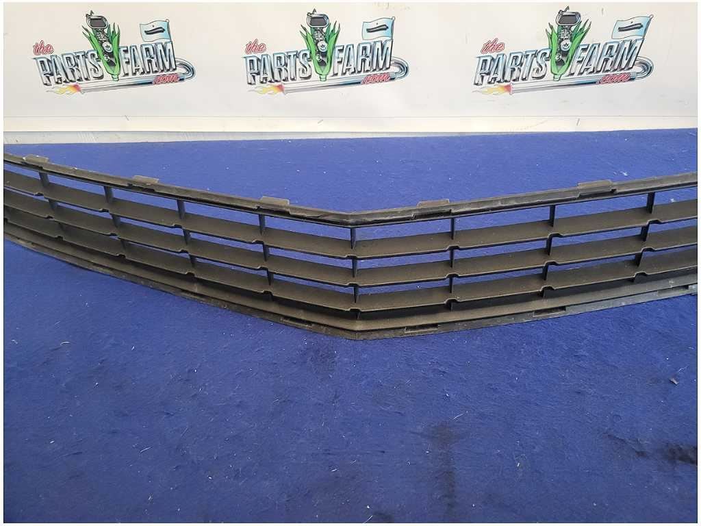2010 - 2013 Chevrolet Camaro SS Front Pair Bumper Grills Upper Lower 2811 - The Parts Farm