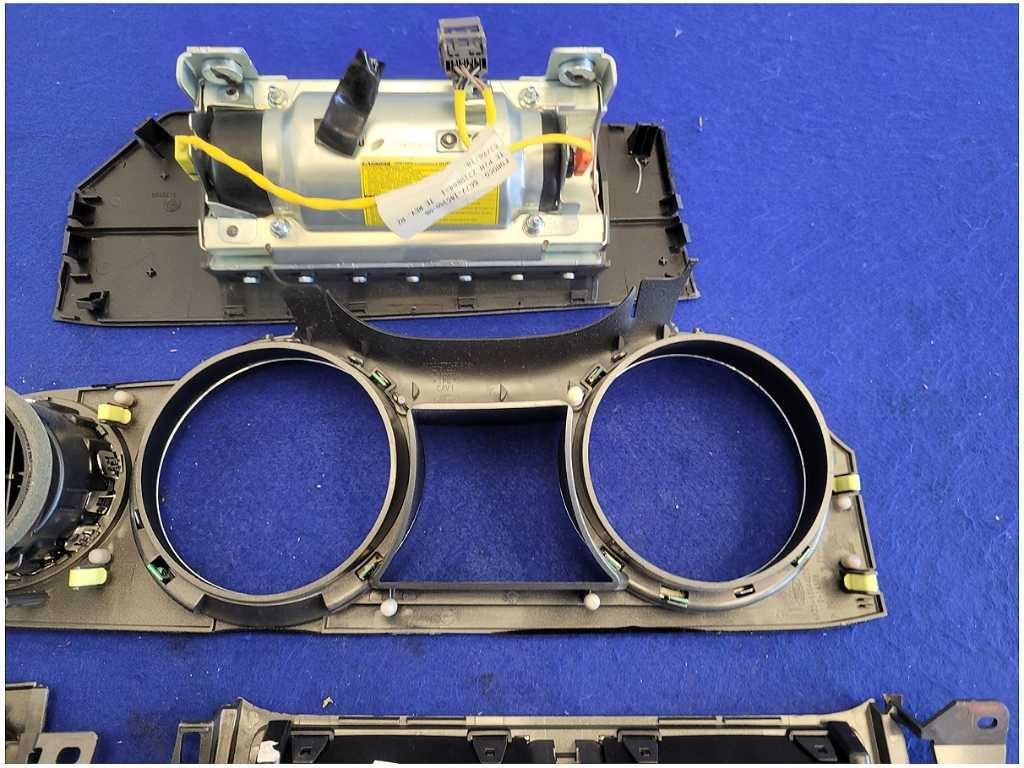 2010 - 2014 Ford Mustang GT S197 Dash Trim Kit Vent Panel Cover Dashboard 2759 - The Parts Farm