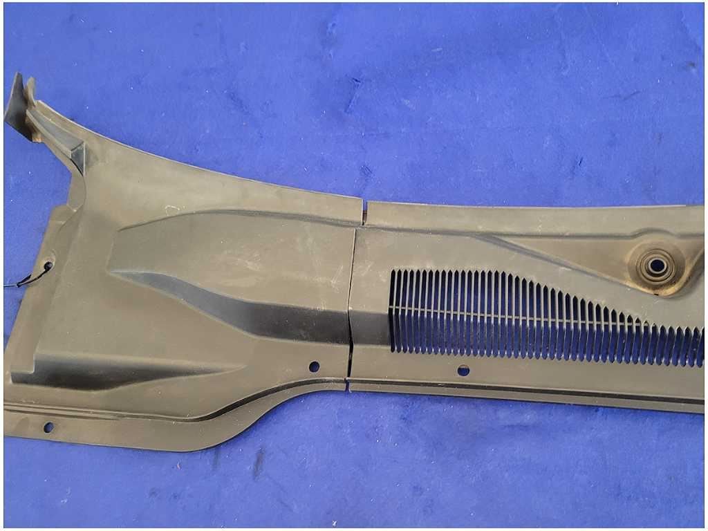 2010 - 2015 Chevrolet Camaro SS 1LE ZL1 Front Cowl Panel Windshield Cover 2736 - The Parts Farm