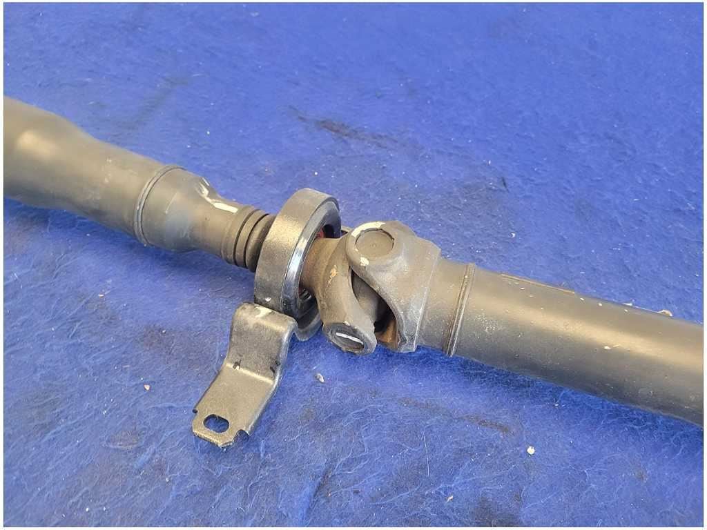 2010 - 2015 Chevrolet Camaro SS 6.2L Driveshaft Manual Transmission M/T 2811 - The Parts Farm