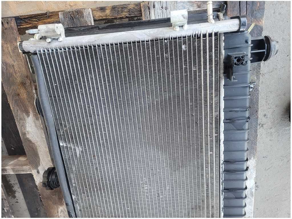 2010 - 2015 Chevrolet Camaro SS 6.2L Radiator Fan Condenser Engine Cooling 2820 - The Parts Farm
