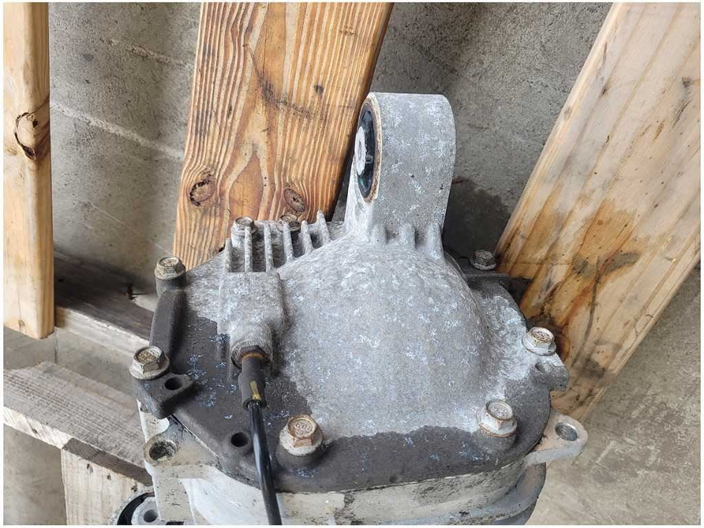 2010 - 2015 Chevrolet Camaro SS A/T 3.27 Gear Differential Rear IRS Carrier 2480 - The Parts Farm