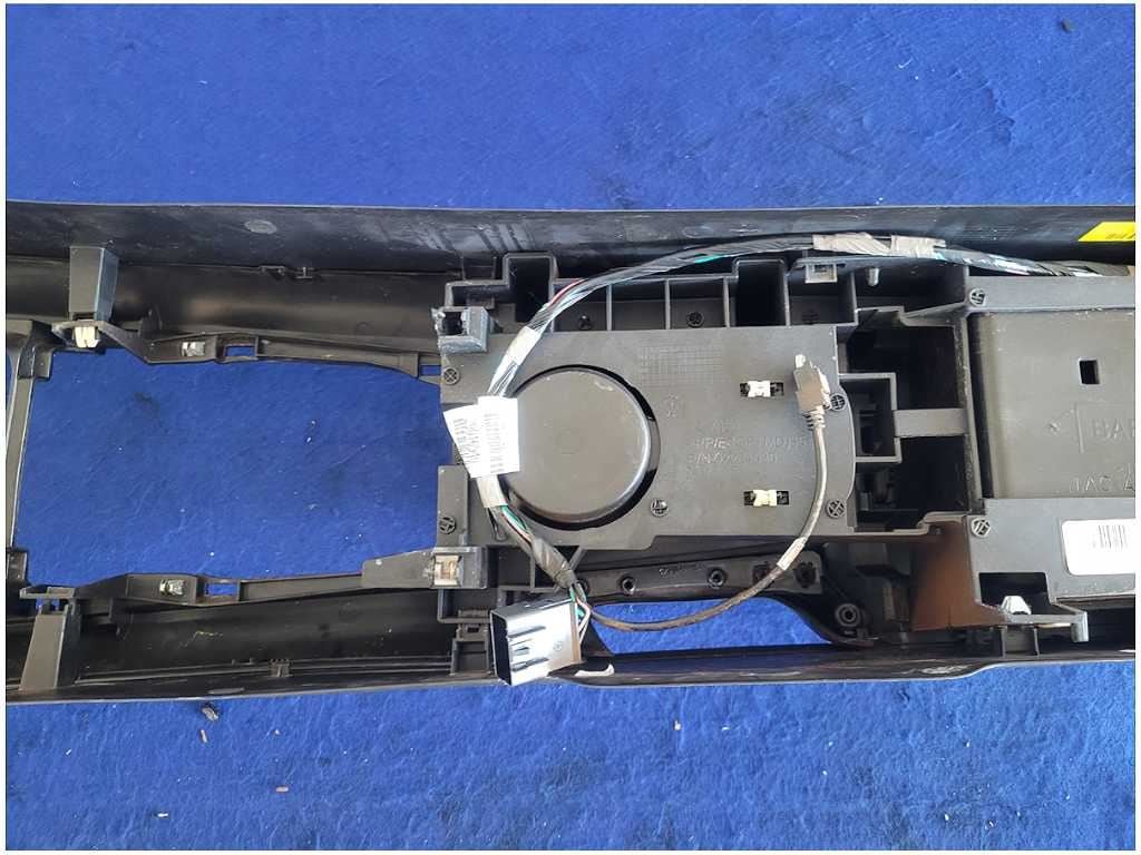 2010-2015 Chevrolet Camaro SS Coupe Center Console Front Floor A/T Lid Cup 2732 - The Parts Farm