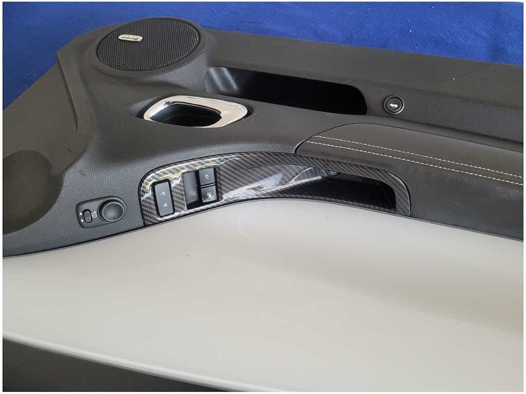 2010-2015 Chevrolet Camaro SS Coupe Pair Front Door Panels Card *Read 2889 - The Parts Farm