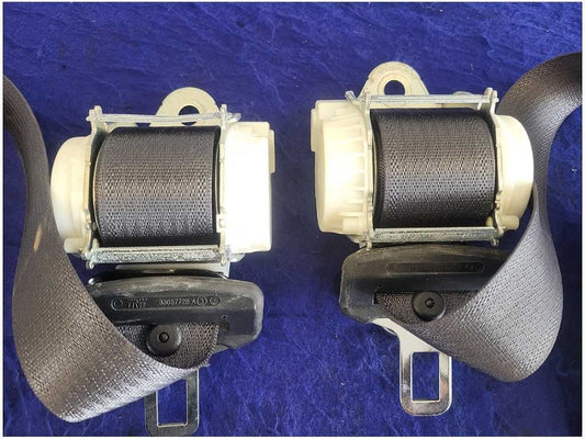 2010-2015 Chevrolet Camaro SS Coupe Pair Rear Seat Belts Black Back 2722