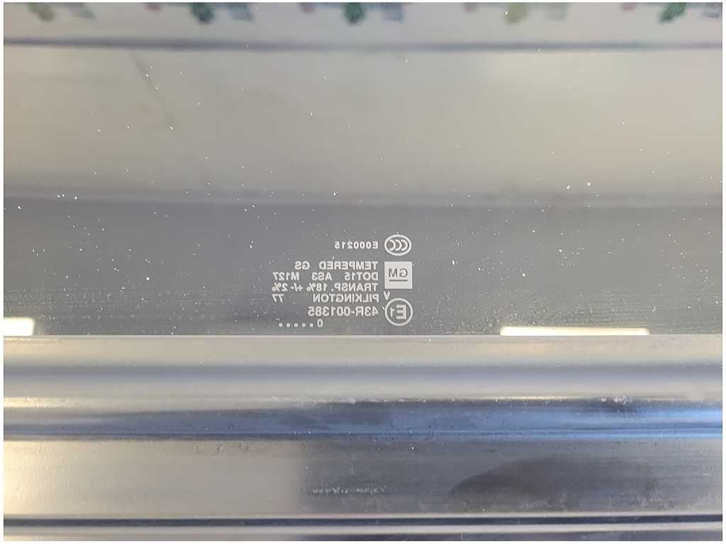 2010 - 2015 Chevrolet Camaro SS Coupe Sunroof Only No Frame Glass Window 2764 - The Parts Farm