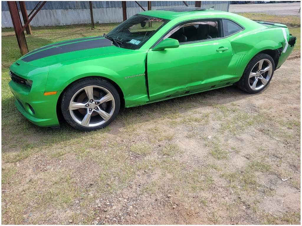 2010 - 2015 Chevrolet Camaro SS Driver Rear View Mirror Heat Paint Green 2764 - The Parts Farm