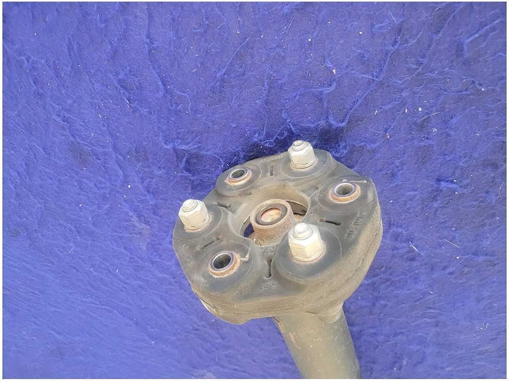 2010 - 2015 Chevrolet Camaro SS Driveshaft Automatic Transmission A/T 2719 - The Parts Farm