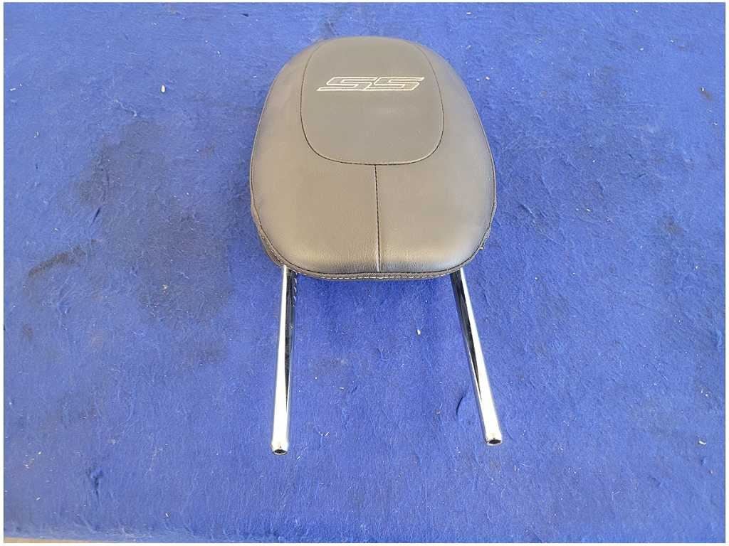 2010 - 2015 Chevrolet Camaro SS Front Passenger Leather Headrest Seat 2764 - The Parts Farm