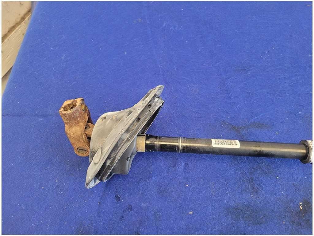 2010 - 2015 Chevrolet Camaro SS Intermediate Mid Shaft Steering Column 2820 - The Parts Farm