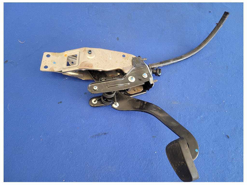 2010 - 2015 Chevrolet Camaro SS manual Clutch Pedal Cage Assembly 2582 - The Parts Farm