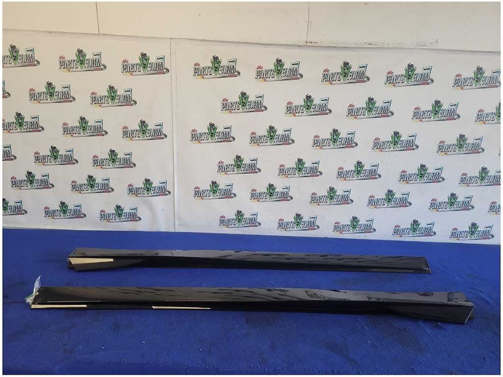 2010 - 2015 Chevrolet Camaro SS Pair Lower Rocker Panels Paint Black 2811 - The Parts Farm