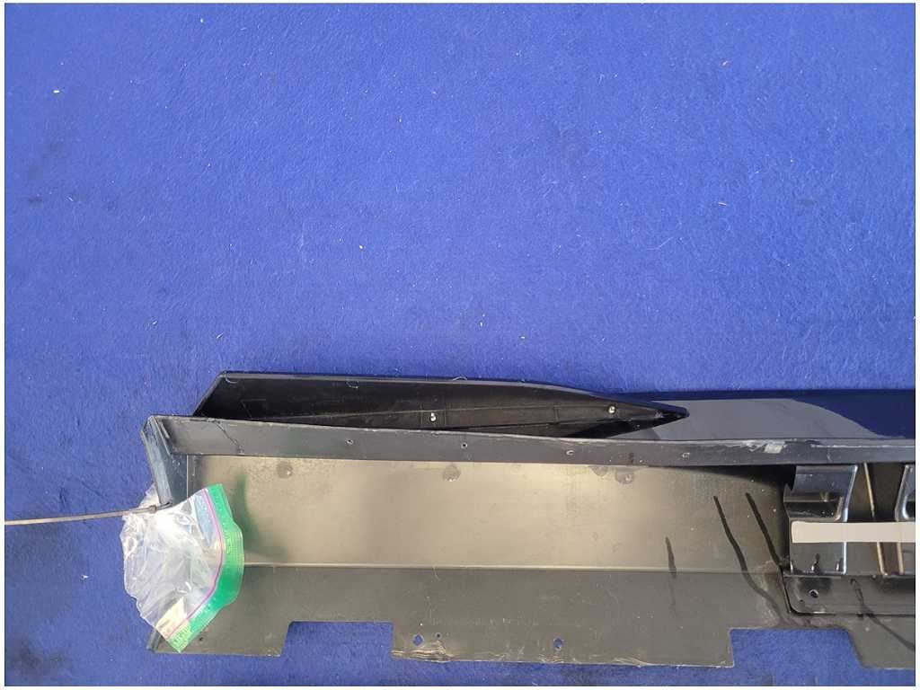 2010 - 2015 Chevrolet Camaro SS Pair Lower Rocker Panels Paint Black 2811 - The Parts Farm