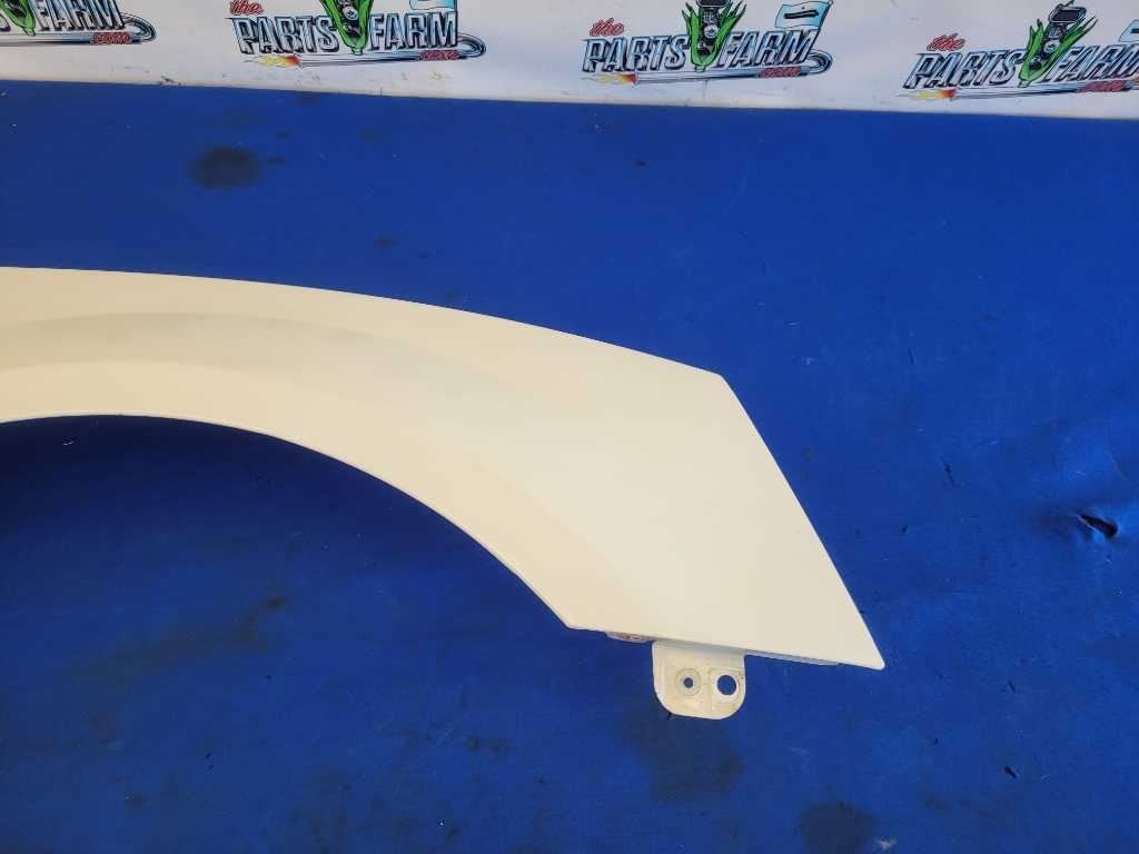 2010 - 2015 Chevrolet Camaro SS Passenger Front Fender Part Body Paint White 2626 - The Parts Farm
