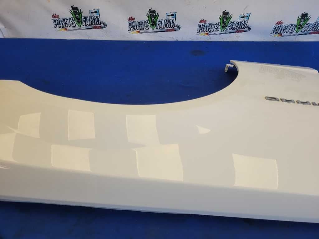 2010 - 2015 Chevrolet Camaro SS Passenger Front Fender Part Body Paint White 2626 - The Parts Farm