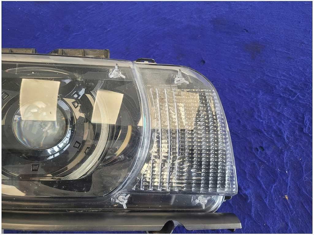 2010 - 2015 Chevrolet Camaro SS Passenger Front Headlight Lamp HID - The Parts Farm