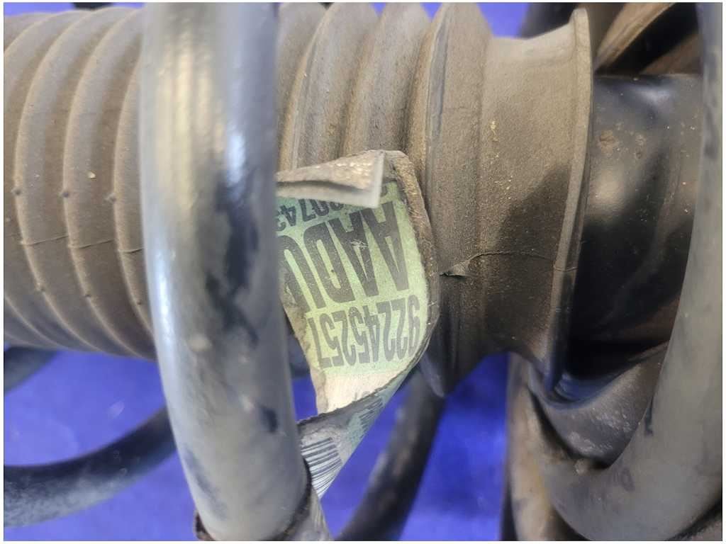 2010 - 2015 Chevrolet Camaro SS Passenger Front Strut Spring Suspension 2698 - The Parts Farm