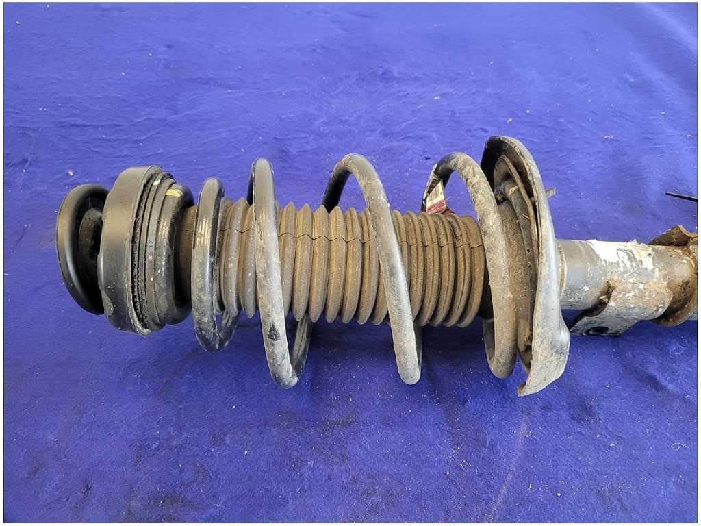 2010 - 2015 Chevrolet Camaro SS Passenger Front Strut Spring Suspension 2732 - The Parts Farm