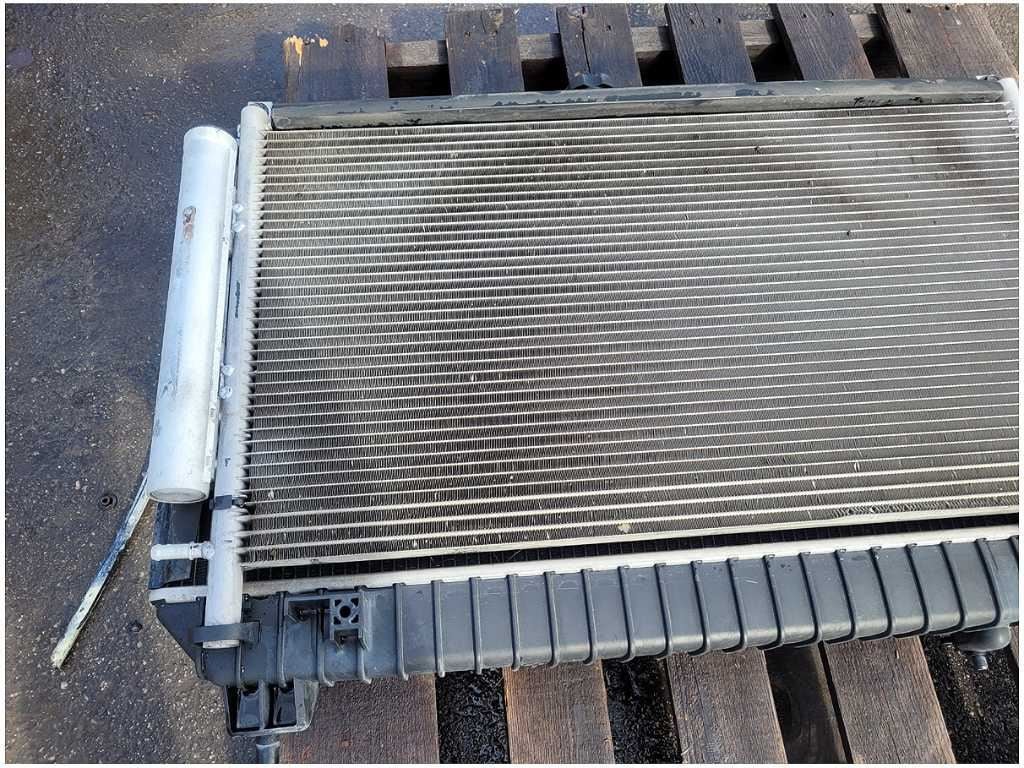 2010 - 2015 Chevrolet Camaro SS Radiator Fan Condenser M/T Engine Cooling 2835 - The Parts Farm
