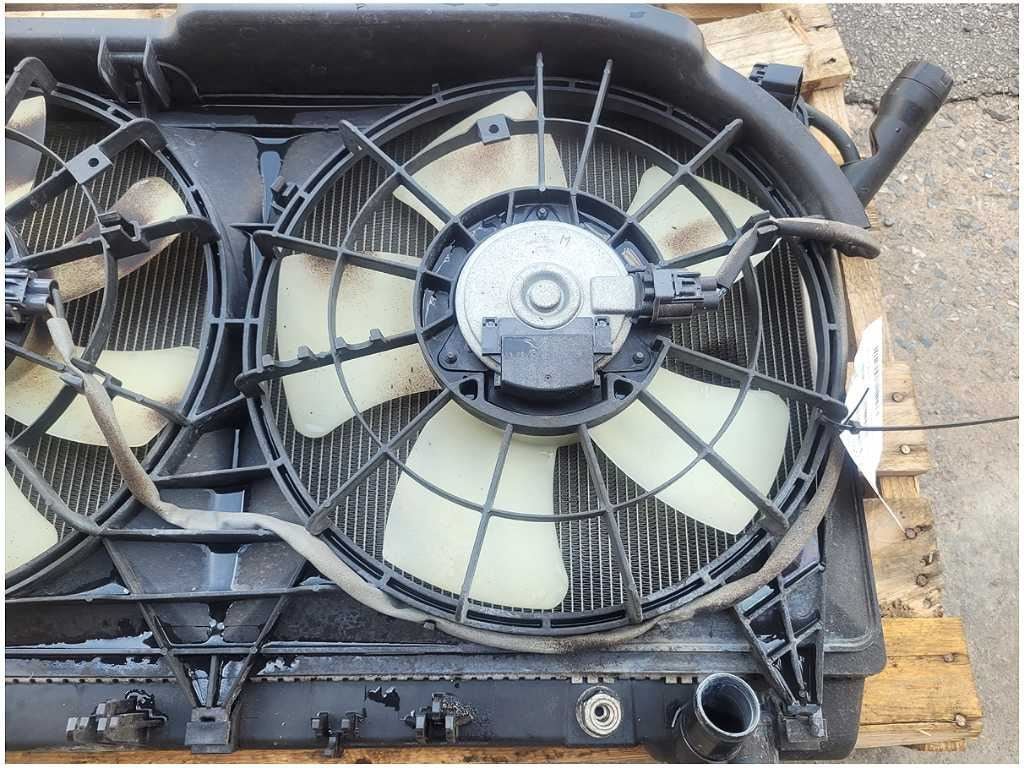 2010 - 2015 Chevrolet Camaro SS Radiator Fan Cooling Engine Front Blade 2719 - The Parts Farm