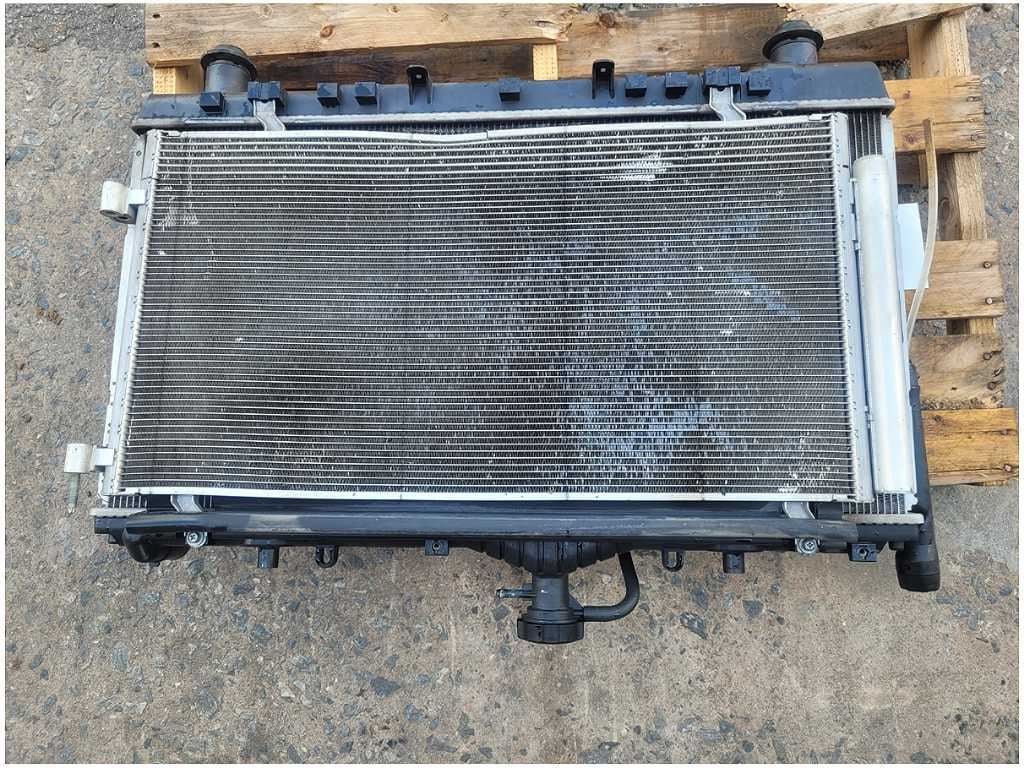 2010 - 2015 Chevrolet Camaro SS Radiator Fan Cooling Engine Front Blade 2719 - The Parts Farm