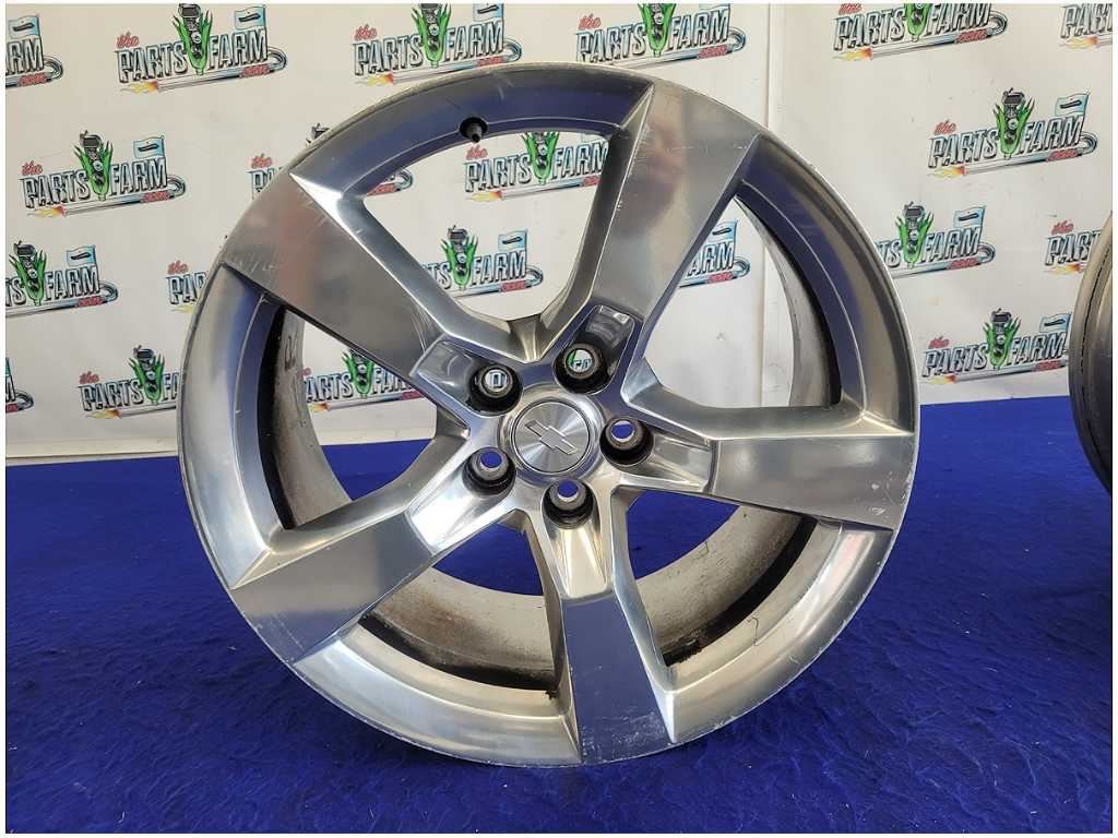 2010 - 2015 Chevrolet Camaro SS Rear Wheel 20x9 Polished Rim - The Parts Farm